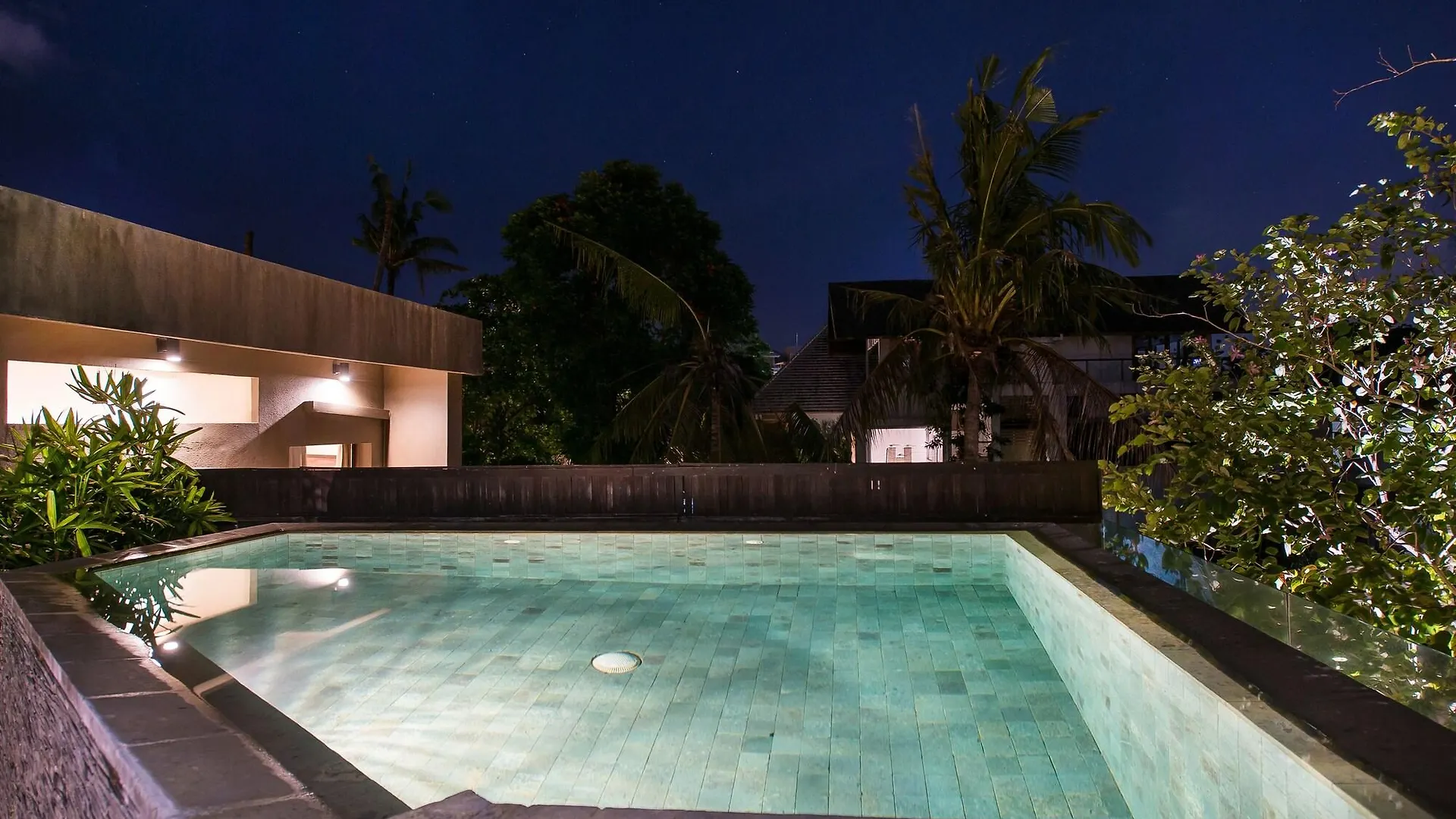 Cicada Luxury Townhouses Hotel Seminyak  4*, Seminyak (Bali) Indonesia