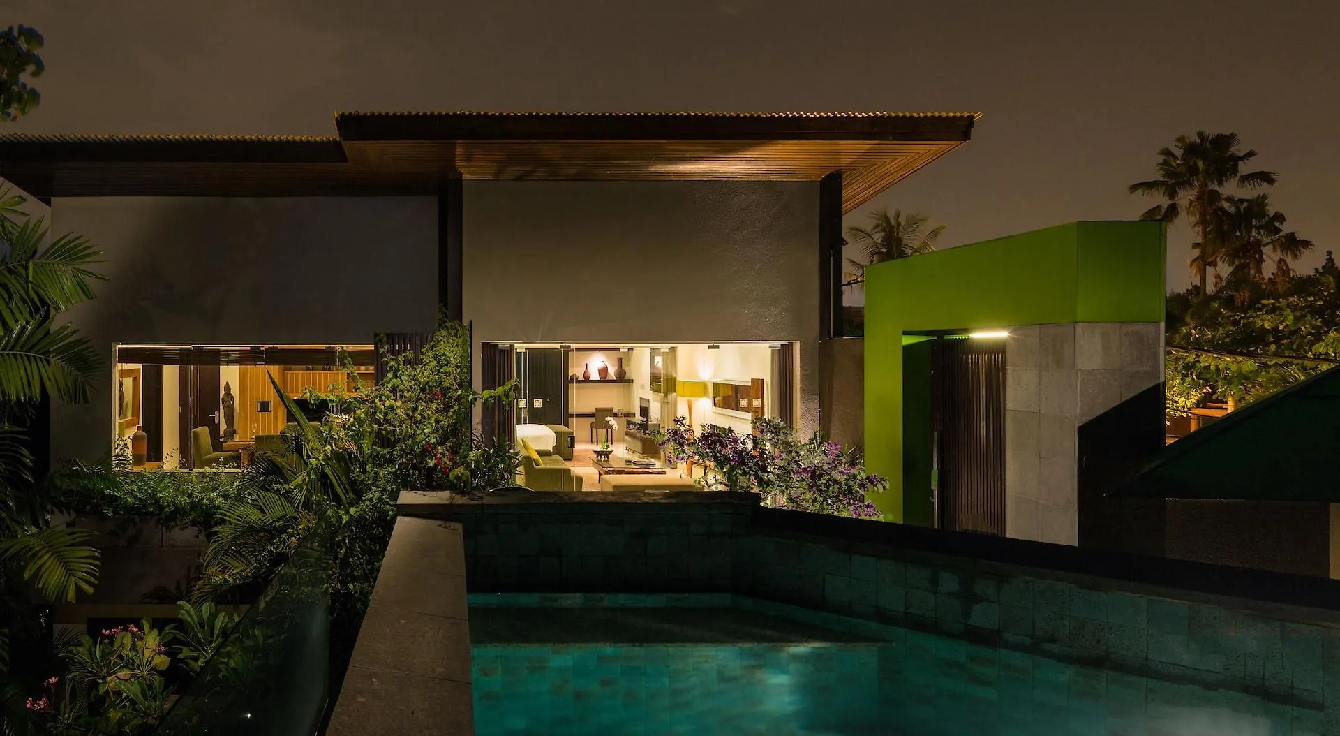 Cicada Luxury Townhouses Hotel Seminyak