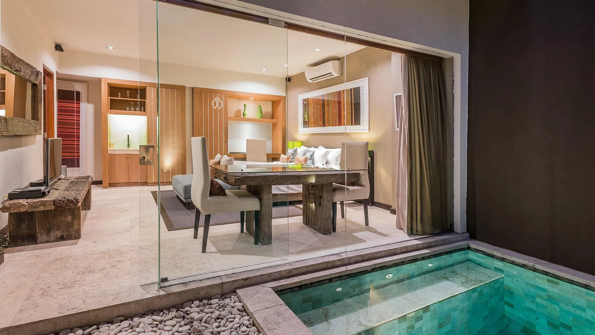 Cicada Luxury Townhouses Hotel Seminyak