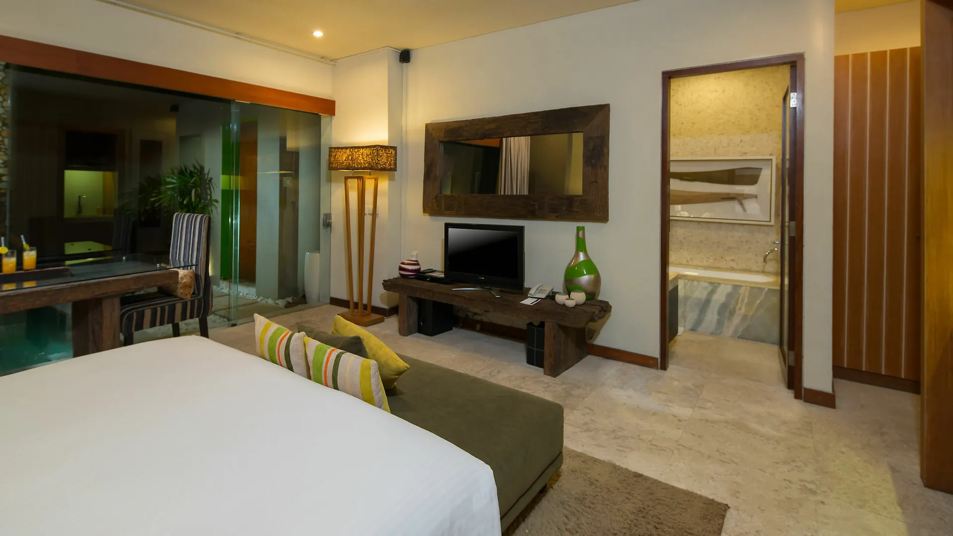 ****  Cicada Luxury Townhouses Hotel Seminyak  Indonesia