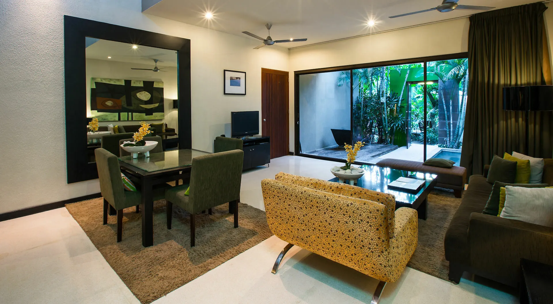 Cicada Luxury Townhouses Hotel Seminyak  Seminyak (Bali)